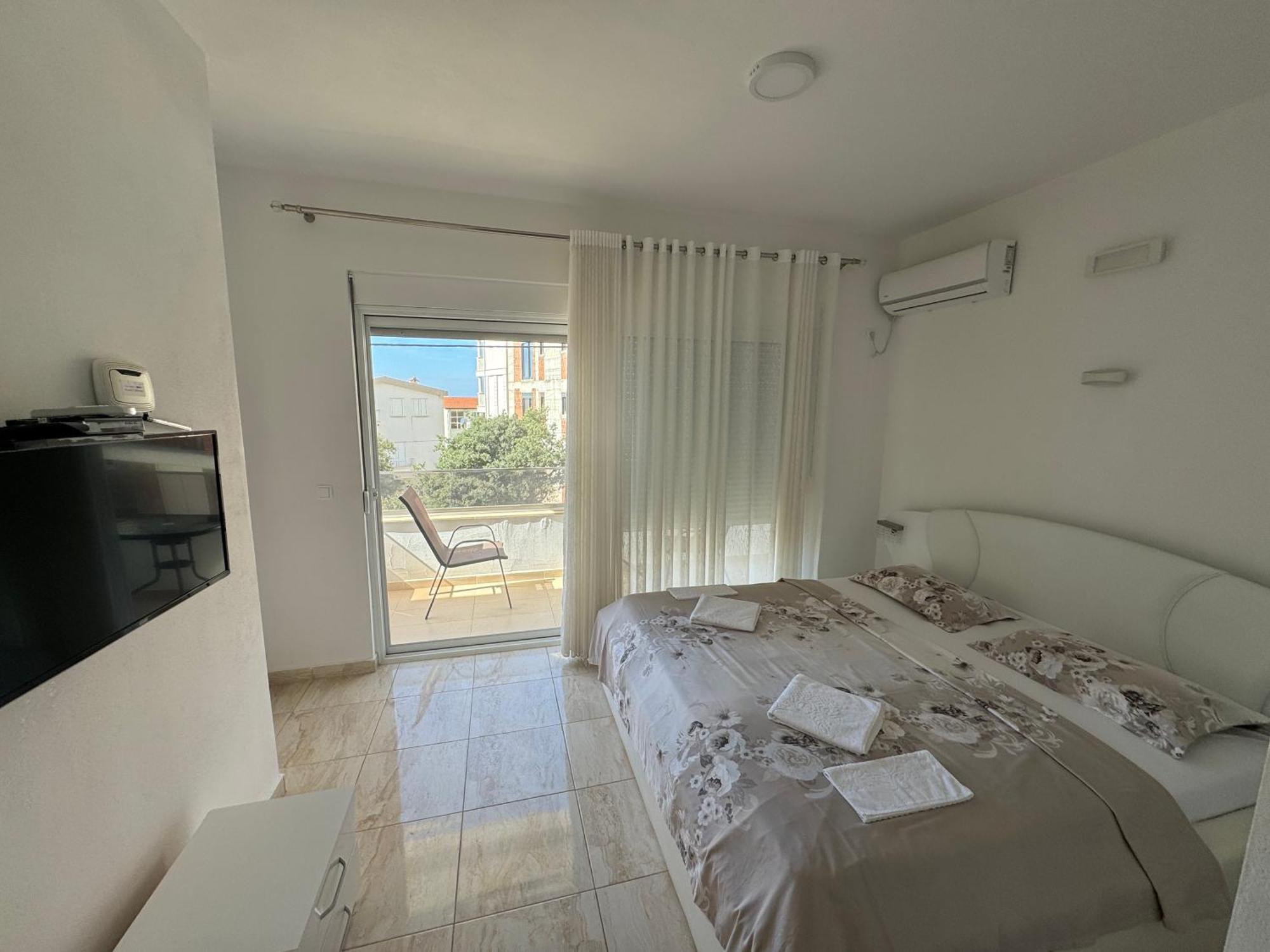 Апартаменты Harasta Lux Бар Экстерьер фото