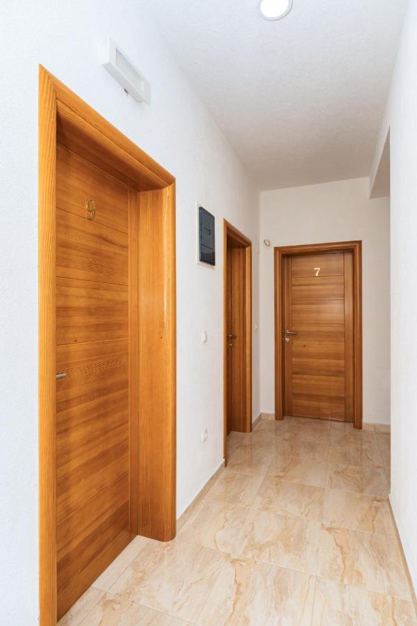 Апартаменты Harasta Lux Бар Экстерьер фото